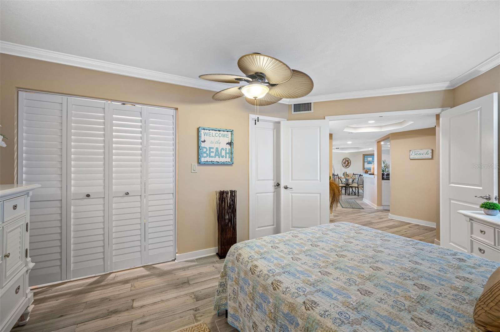 CRESCENT BEACH CLUB ONE CONDO - Residential