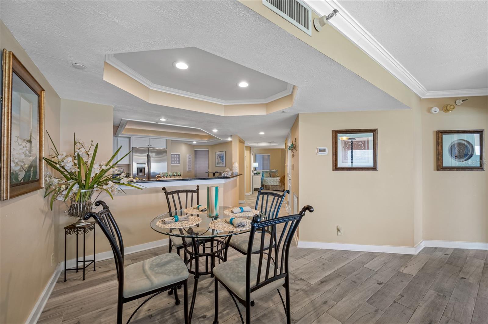 CRESCENT BEACH CLUB ONE CONDO - Residential