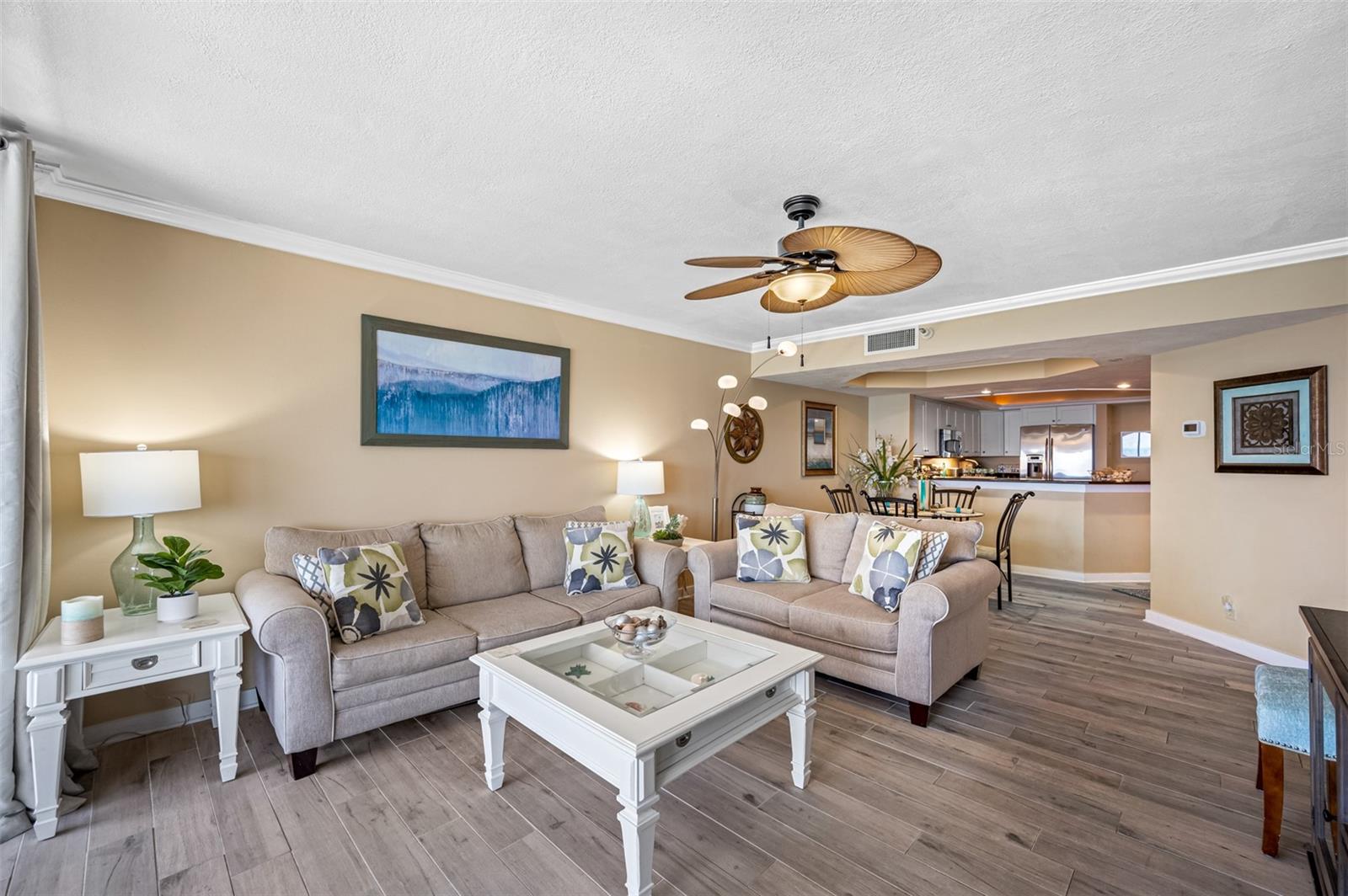 CRESCENT BEACH CLUB ONE CONDO - Residential