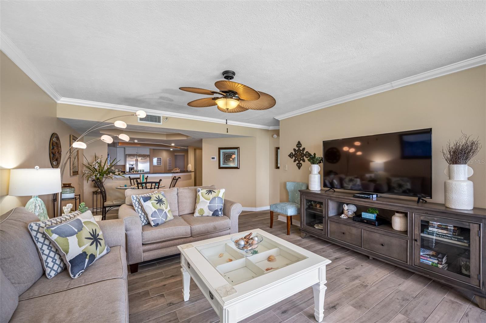 CRESCENT BEACH CLUB ONE CONDO - Residential