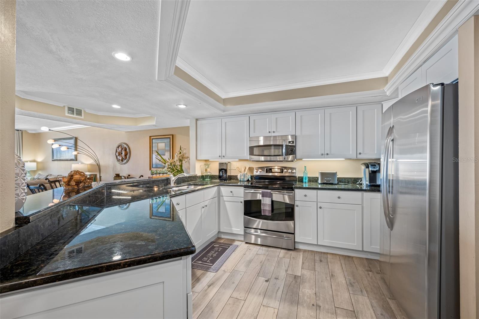 CRESCENT BEACH CLUB ONE CONDO - Residential