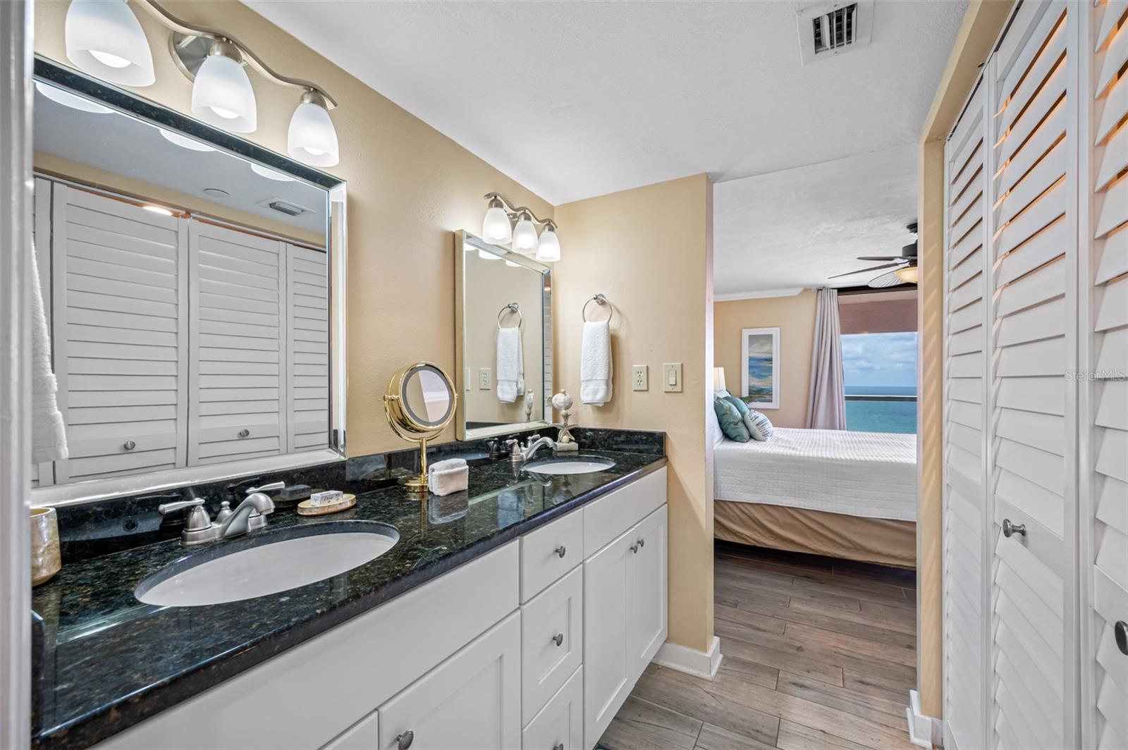 CRESCENT BEACH CLUB ONE CONDO - Residential