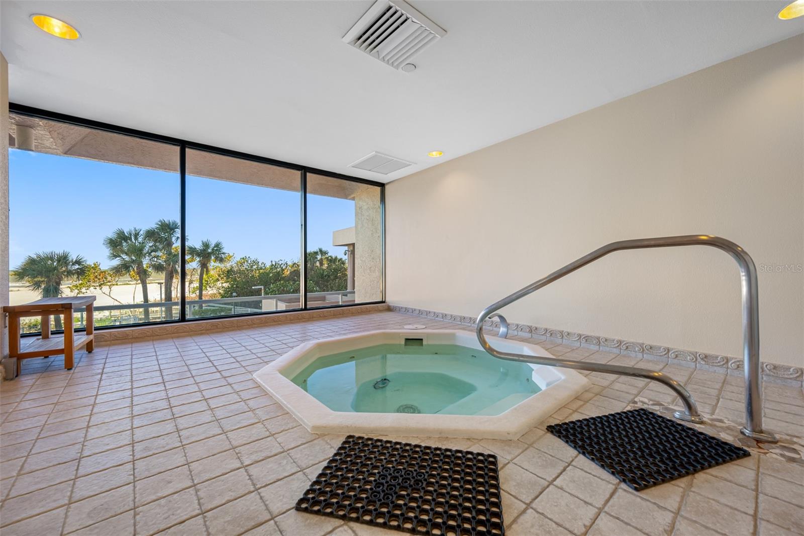 CRESCENT BEACH CLUB ONE CONDO - Residential