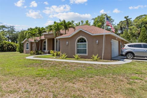 A home in SEMINOLE