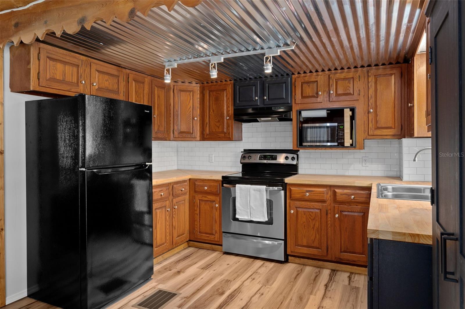 CEDAR FALLS PHASE I - Residential