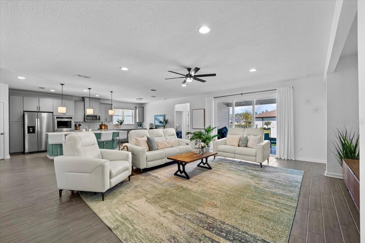 GRAND LNDGS PH 4 - Residential