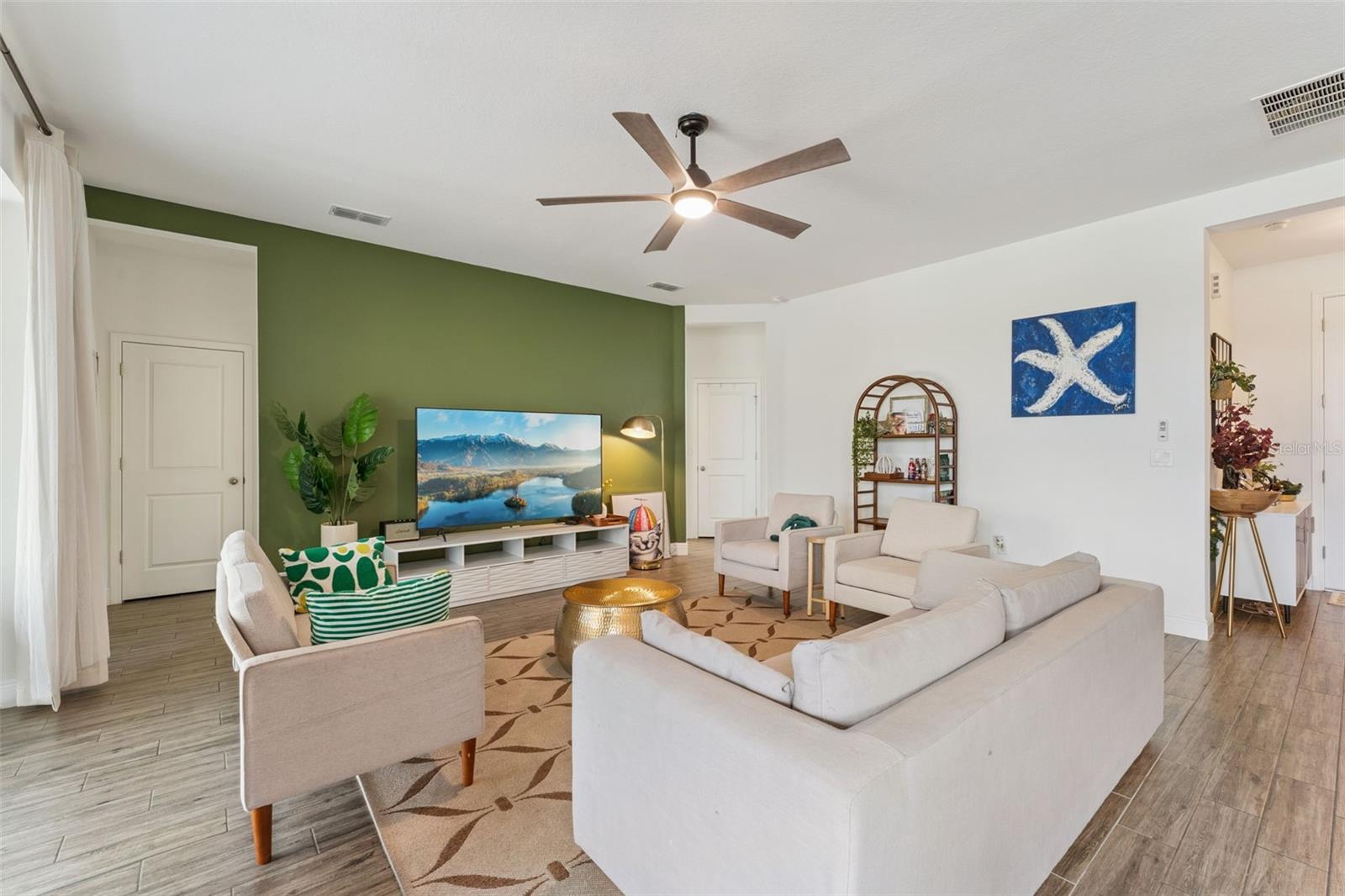 4395 RENLY LANE