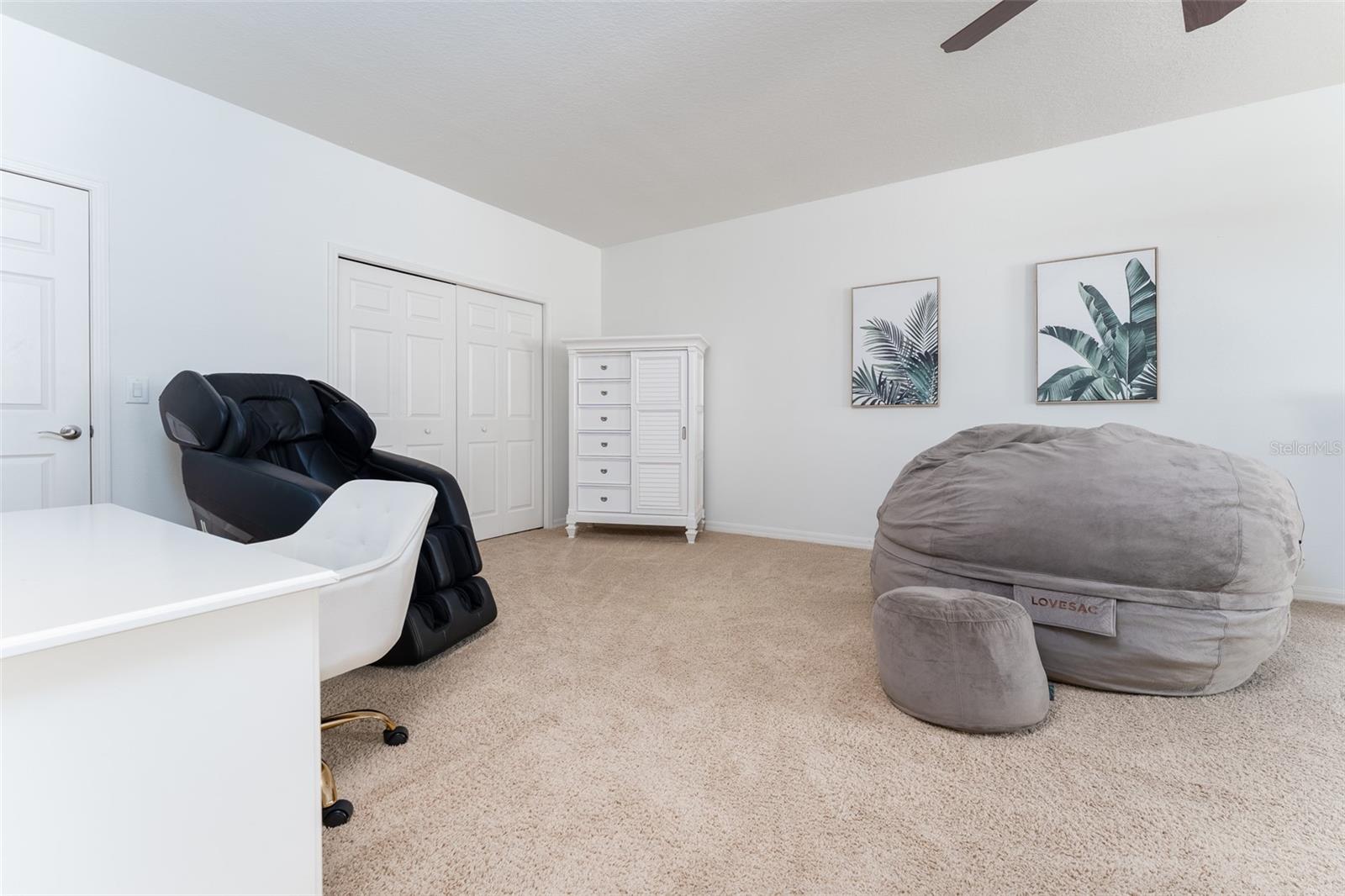 FISHHAWK RANCH TOWNCENTER PHAS - Residential