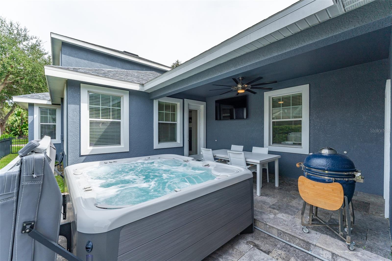 FISHHAWK RANCH TOWNCENTER PHAS - Residential