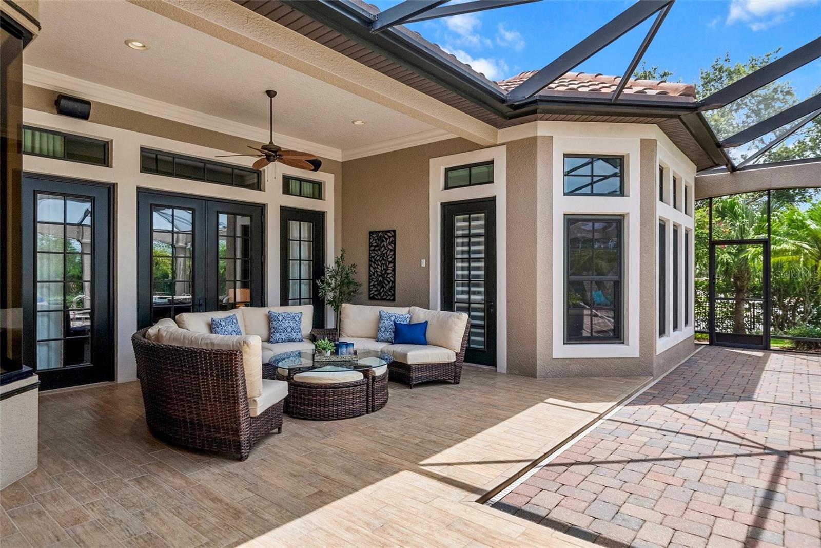 LACANTERA - Residential