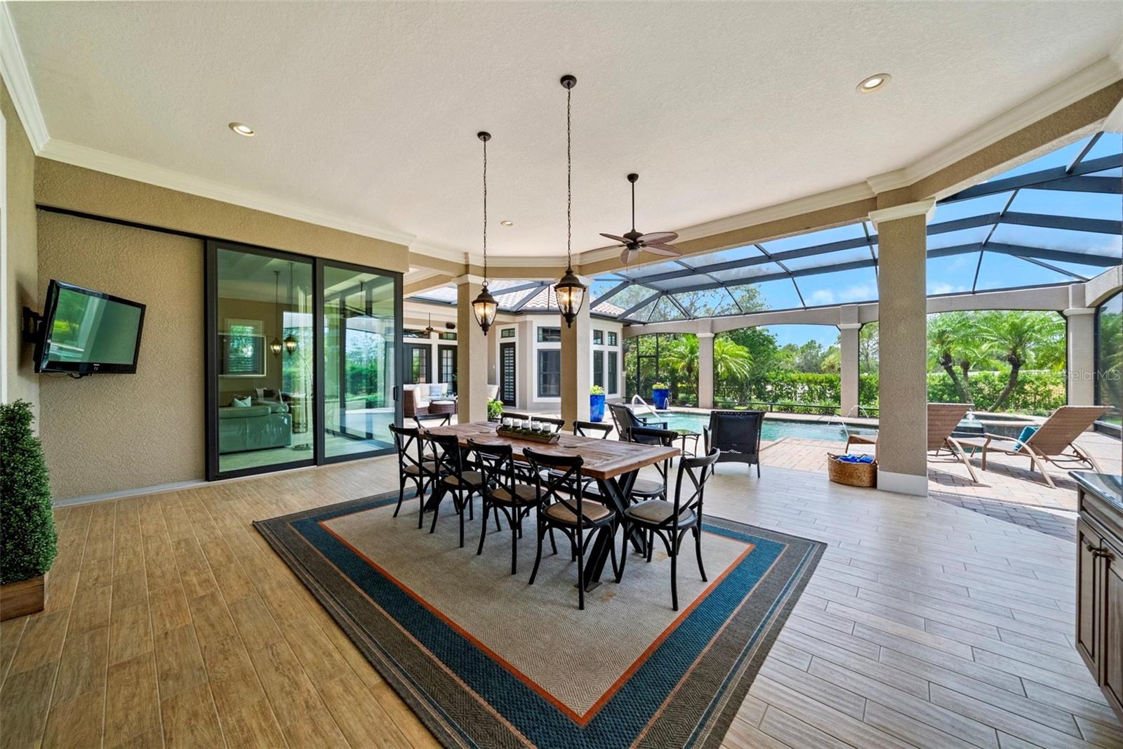 LACANTERA - Residential