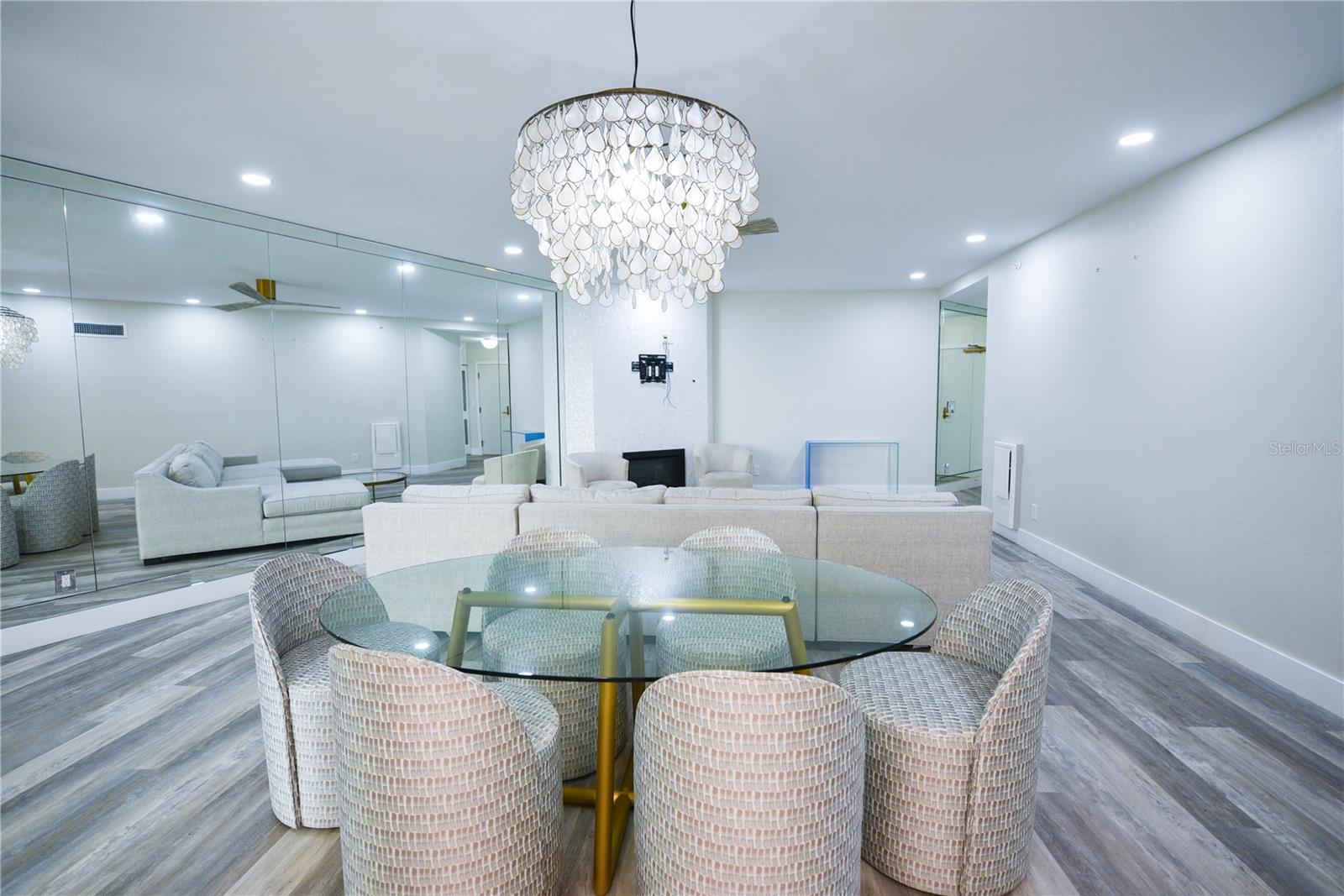 DANS ISLAND ON SAND KEY CONDO - Residential