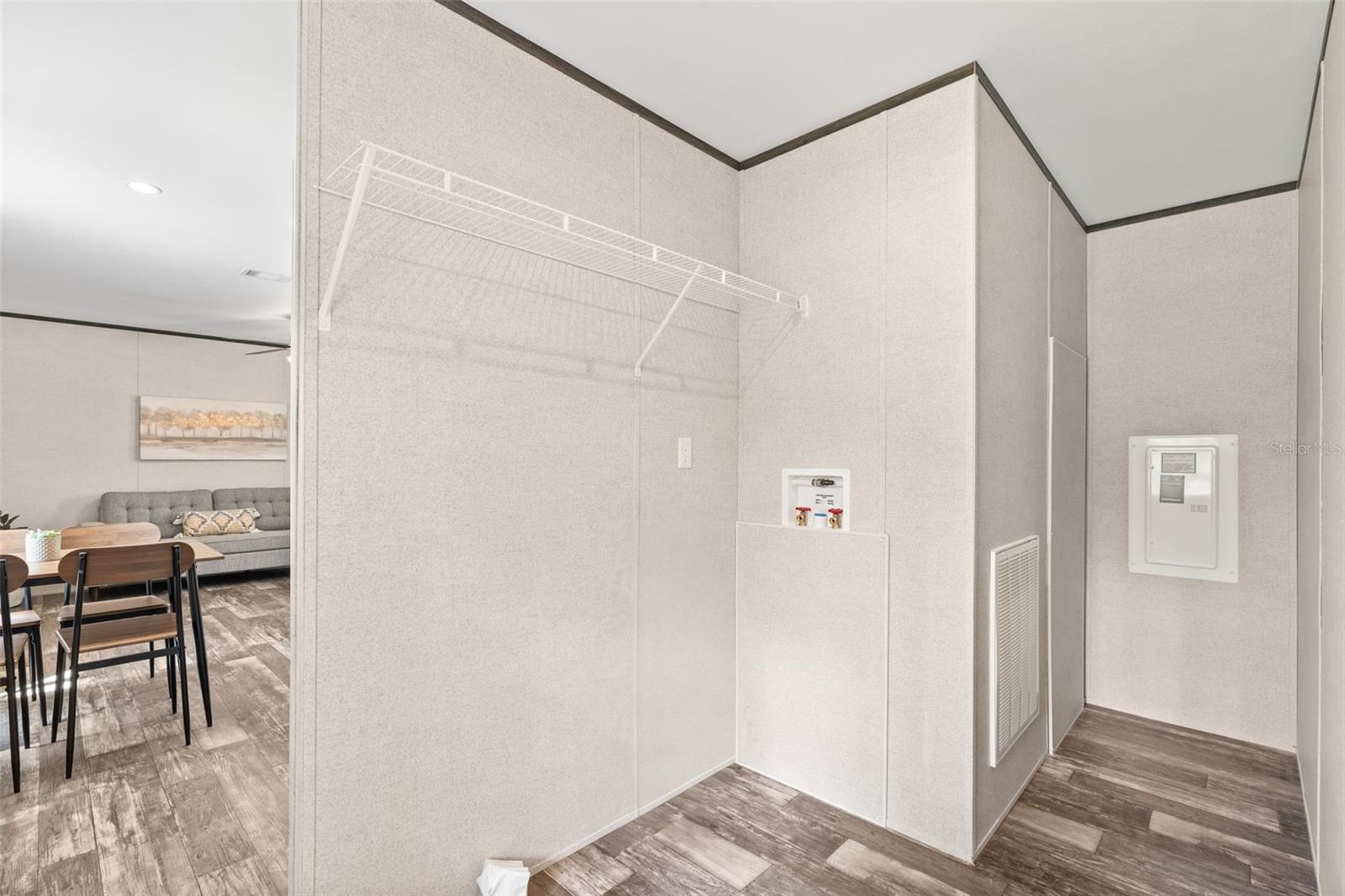 BLACK JACK RIDGE ESTATE - Residential