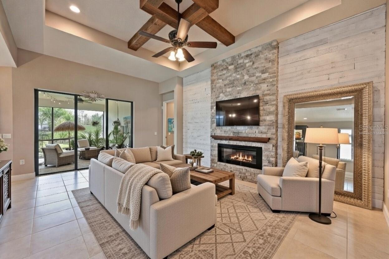 LAKEHOUSE COVE AT WATERSIDE - Residential