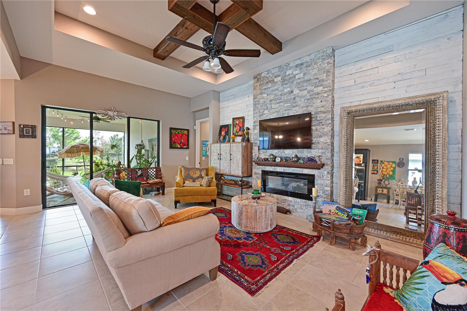 LAKEHOUSE COVE AT WATERSIDE - Residential