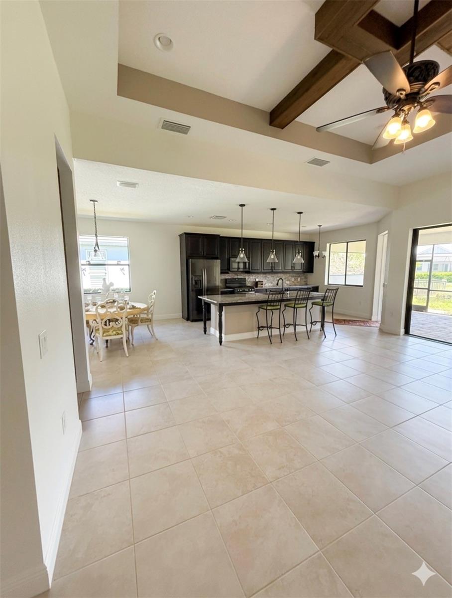 LAKEHOUSE COVE AT WATERSIDE - Residential