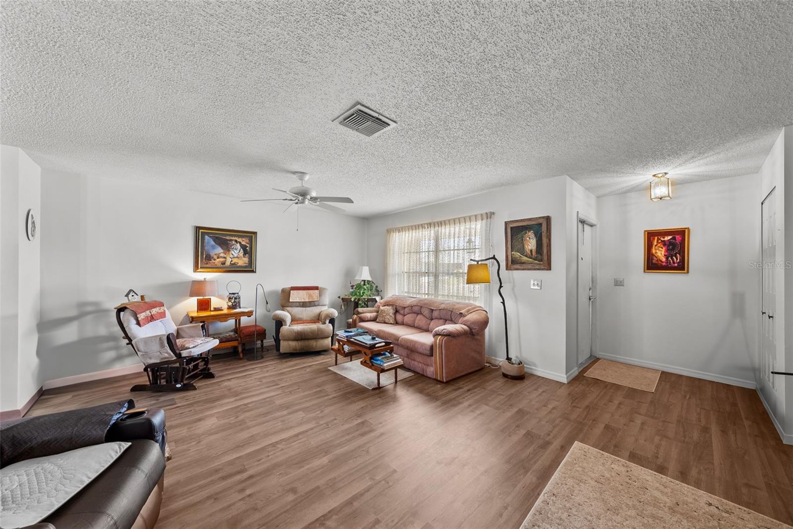 1633 BENTWOOD DRIVE
