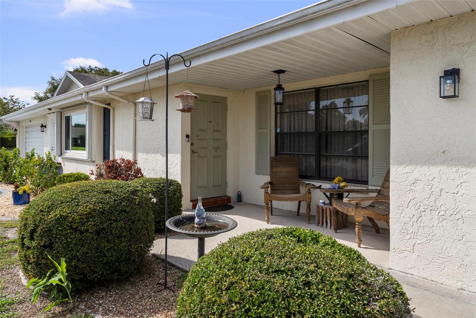 1633 BENTWOOD DRIVE
