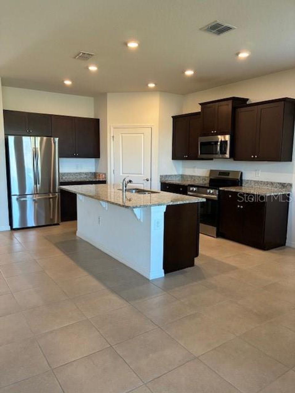 Photo of 9149 SW 62nd Terrace Road, Ocala, FL 34476 (MLS # OM714913)