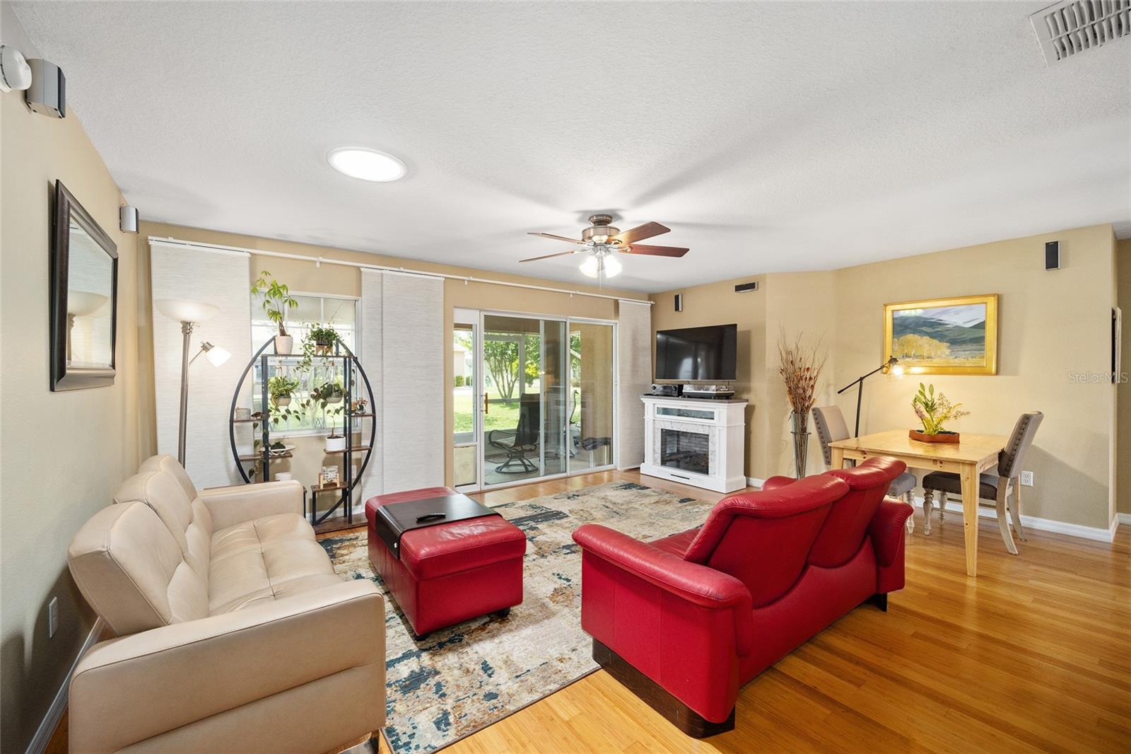 INDIGO EAST UN A-A PH 01 - Residential