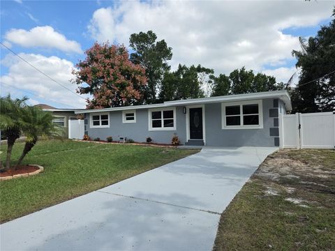 Photo of 108 Martha Street, Auburndale, FL 33823 (MLS # O6356159) Photo of 108 Martha Street, Auburndale, FL 33823 (MLS # O6356159)