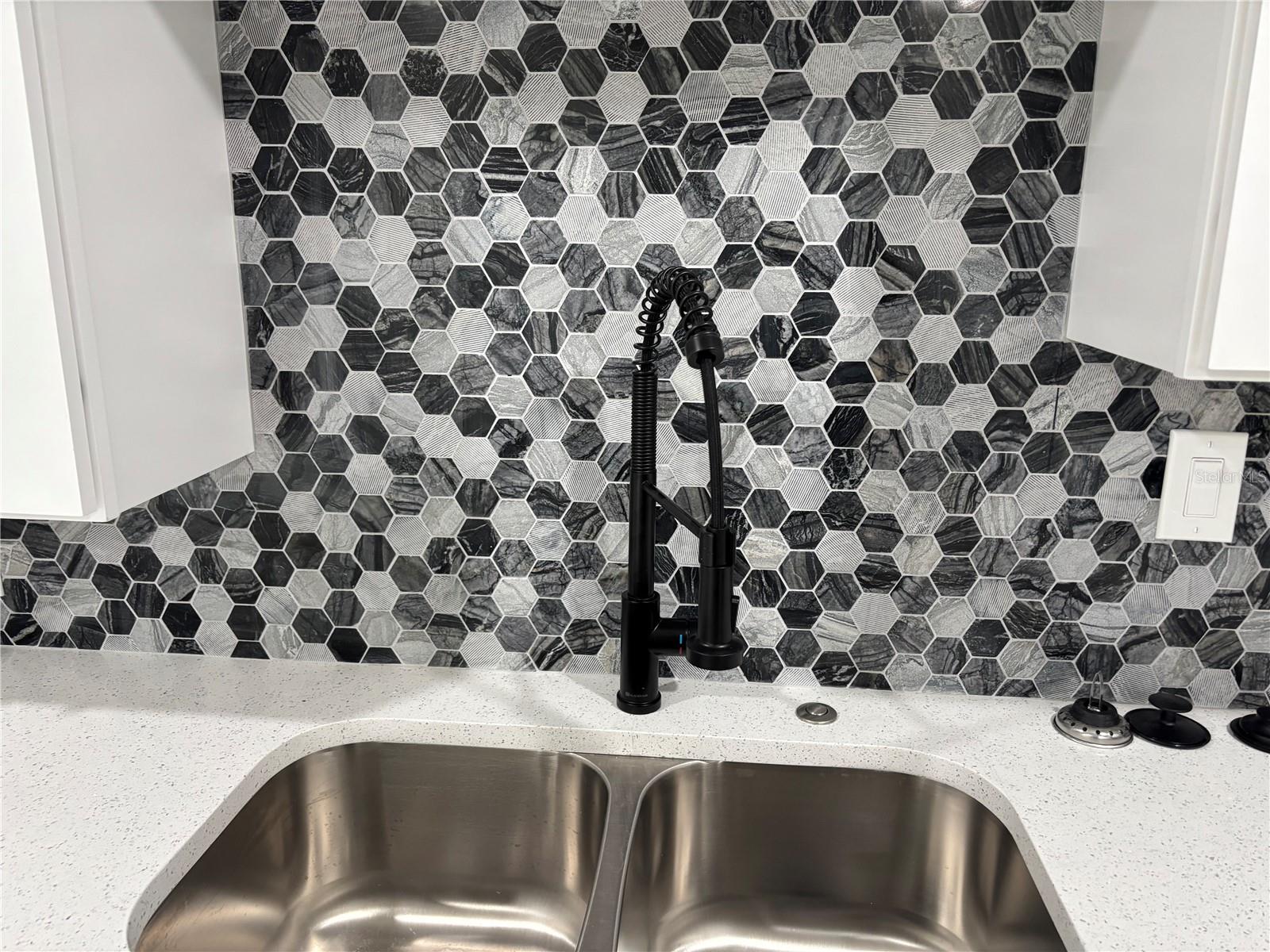 EVYLN HEIGHTS UNIT 03 REP - Residential