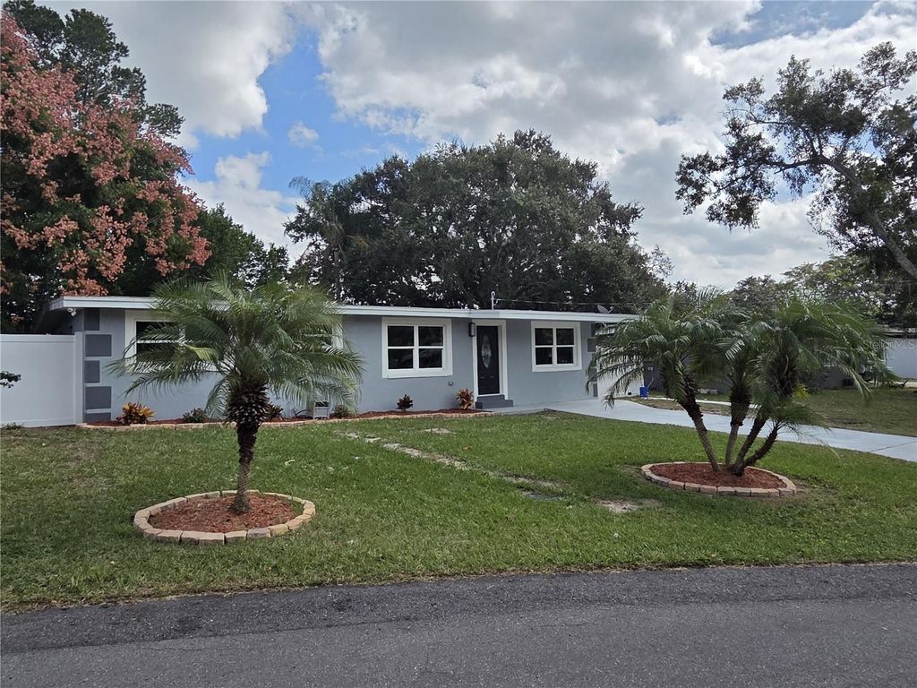 Photo of 108 Martha Street, Auburndale, FL 33823 (MLS # O6356159)