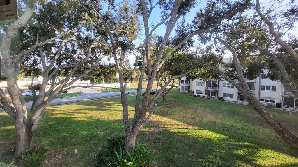 Photo of 5725 80th Street N #314, St Petersburg, FL 33709 (MLS # TB8362670)