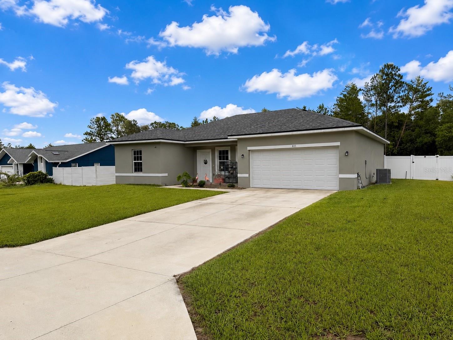 835 MARION OAKS MANOR