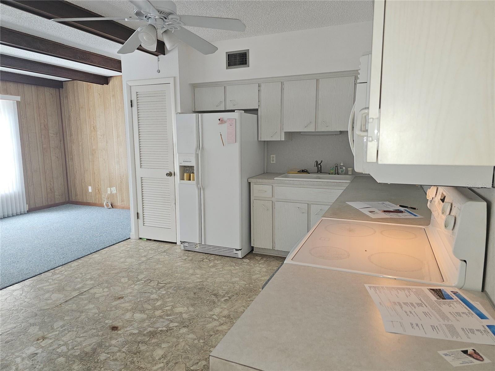 2284 PHILIPPINE DRIVE 39