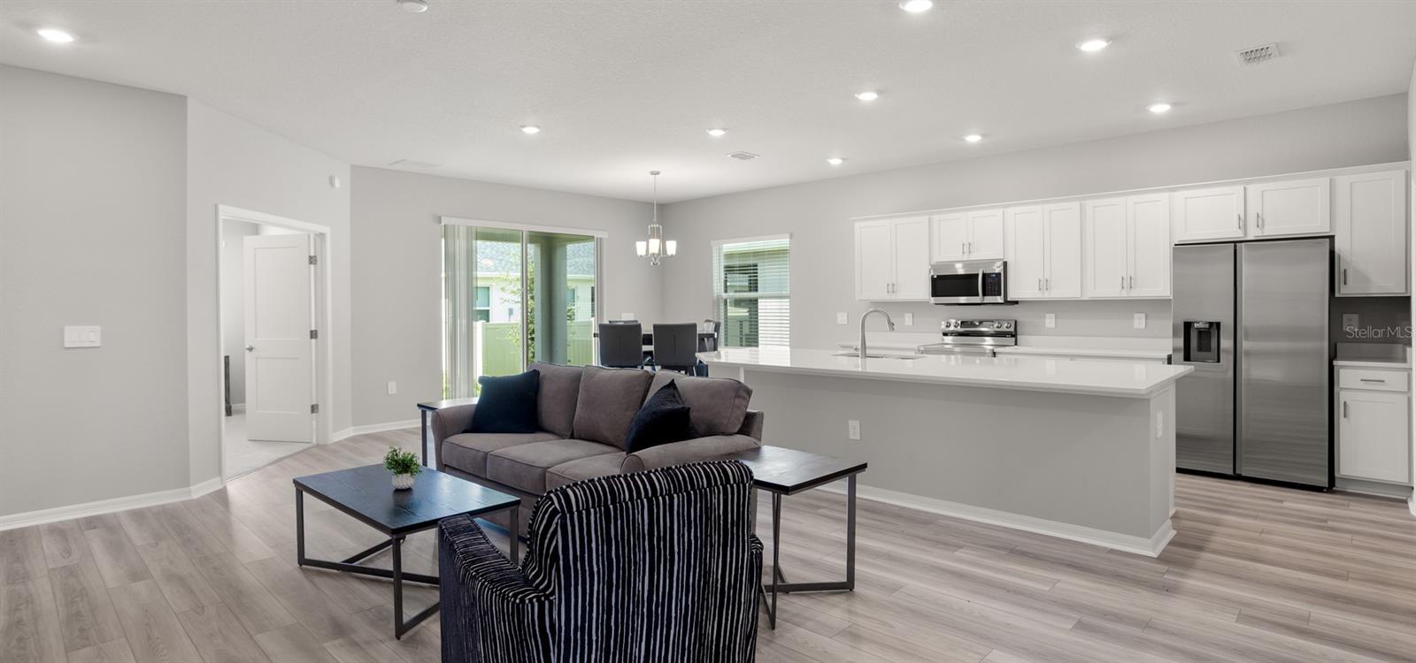 3151 LAUREL OAK LANE