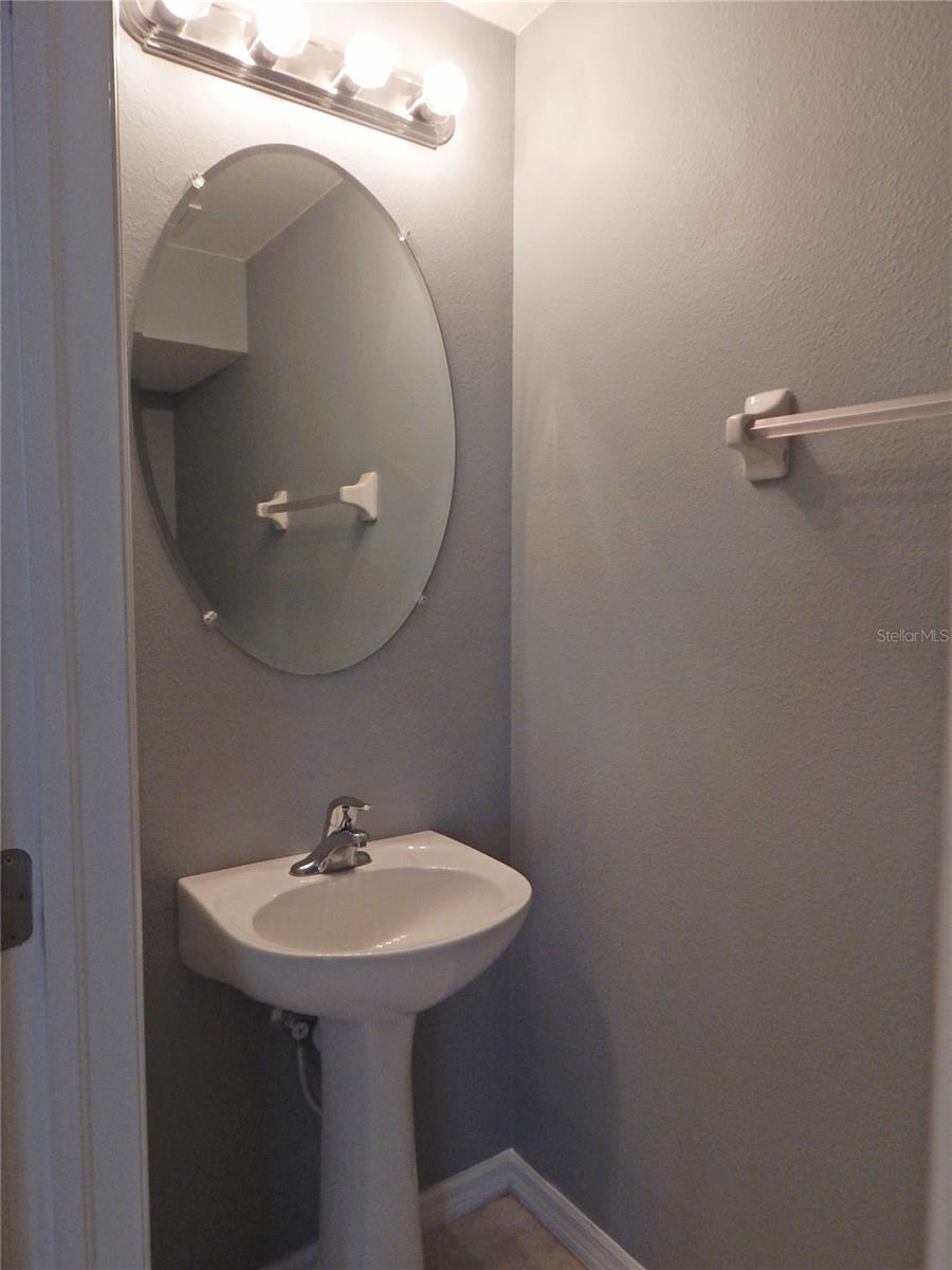 FISHHAWK RANCH PH 2 TR 1 - Residential