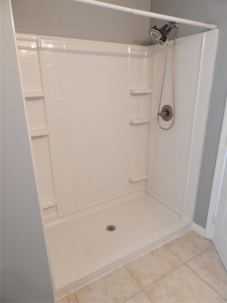 FISHHAWK RANCH PH 2 TR 1 - Residential