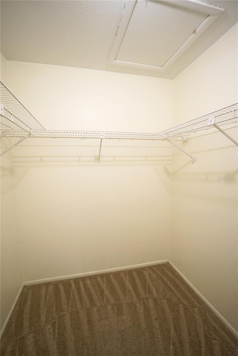 CARROLLWOOD MEADOWS UNIT V - Residential Lease