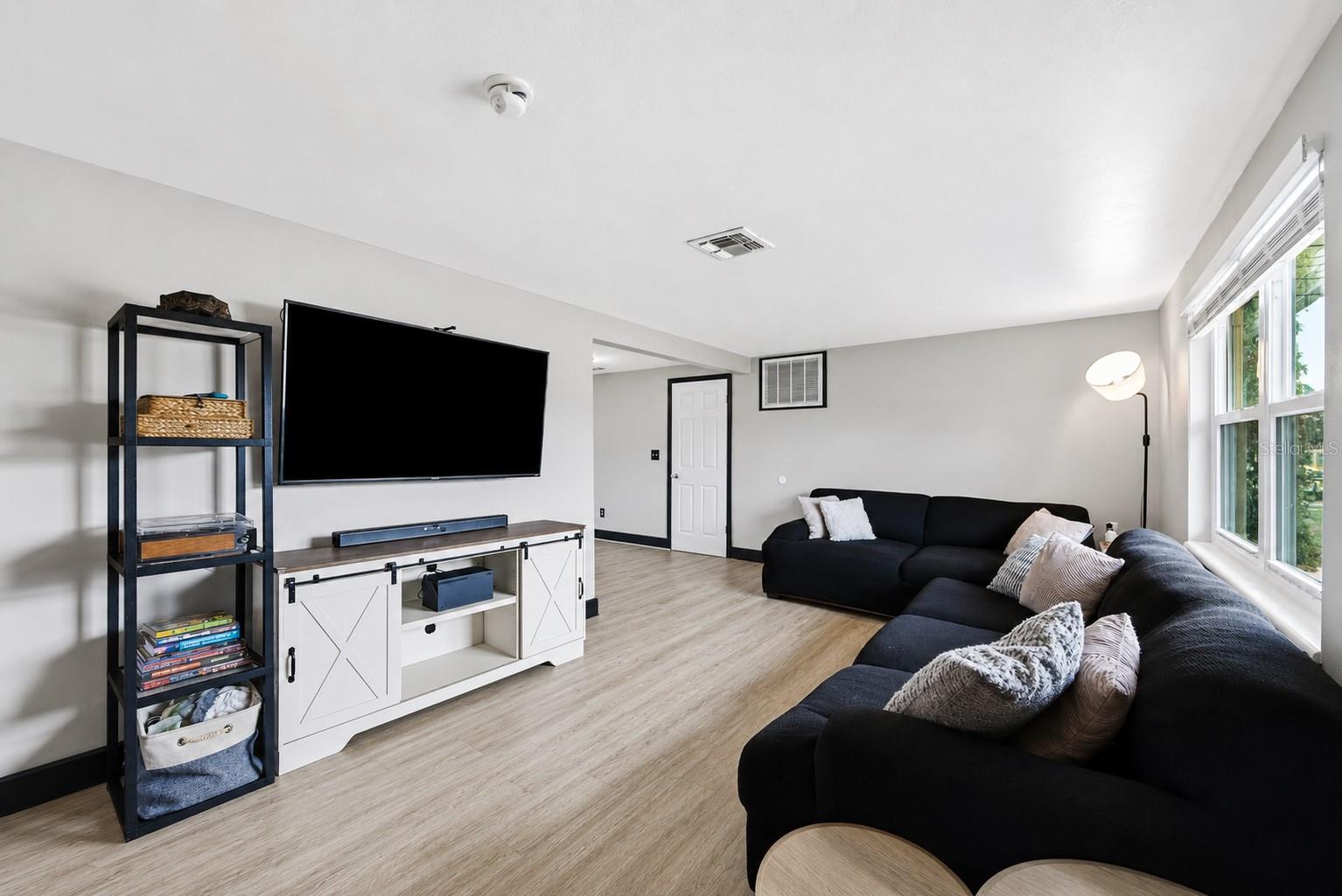 3622 WINDER DRIVE