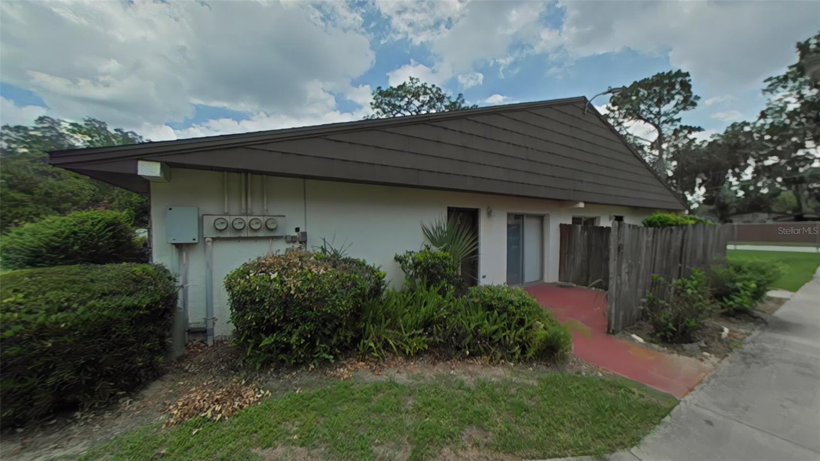 A charming 2 bedroom, 1 bath apartment located in a great quiet location close to shopping, restaurants and public transportation route. Tidy grounds and common areas, Fridge and range included. Laundry hookups in unit and professionally managed. A great place to call home.