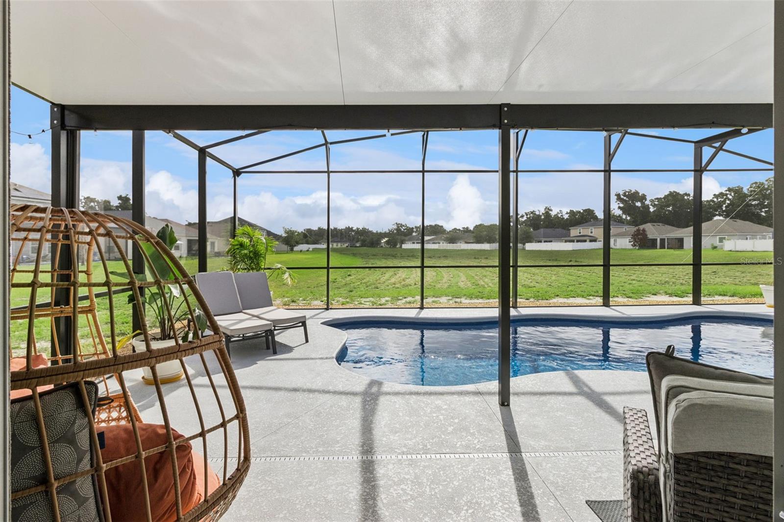 MALLORY SQUARE PH 2 - Residential