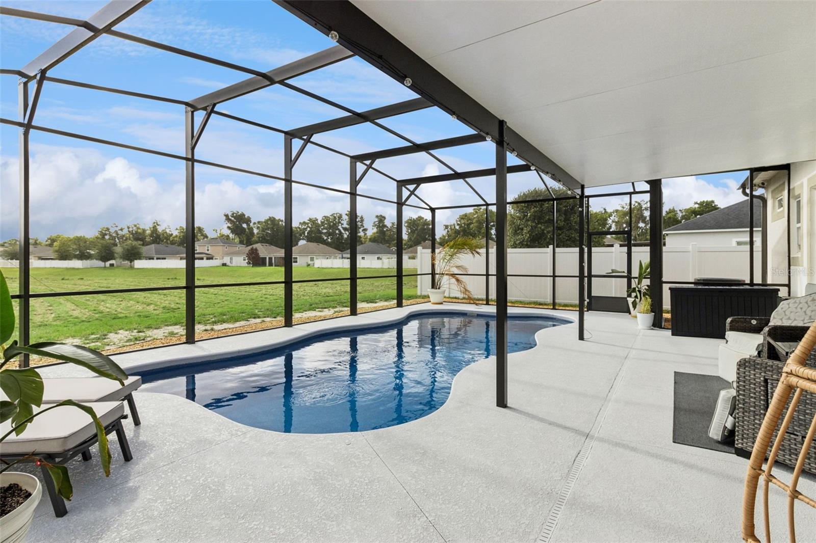 MALLORY SQUARE PH 2 - Residential