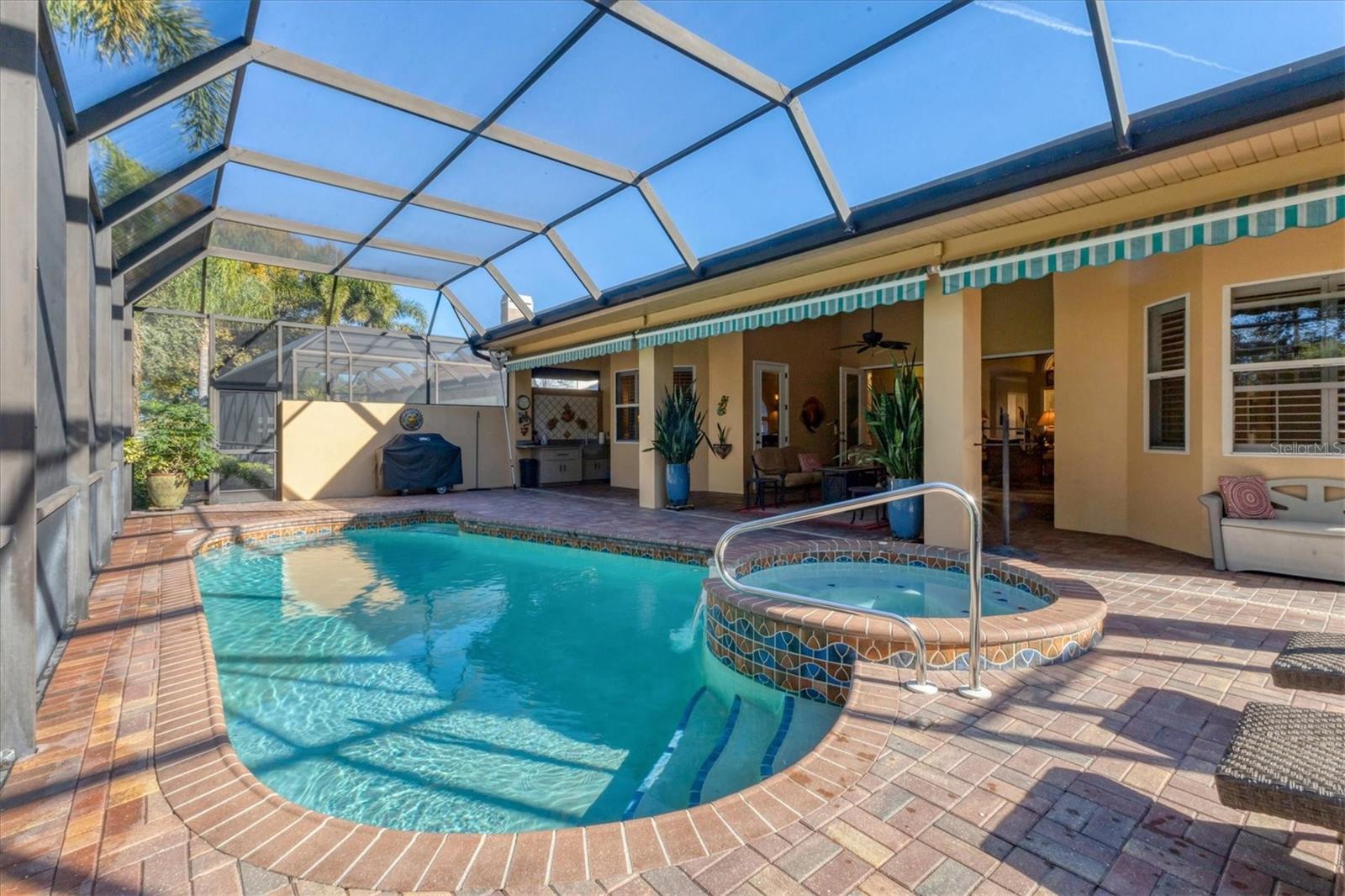 PRESTANCIE, LA VISTA - Residential