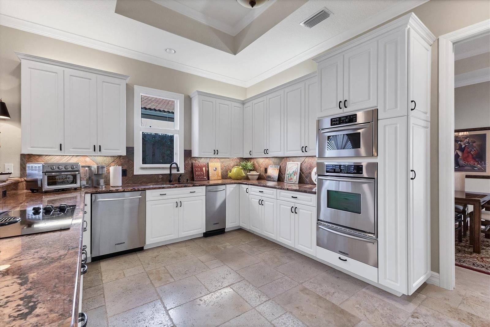 PRESTANCIE, LA VISTA - Residential