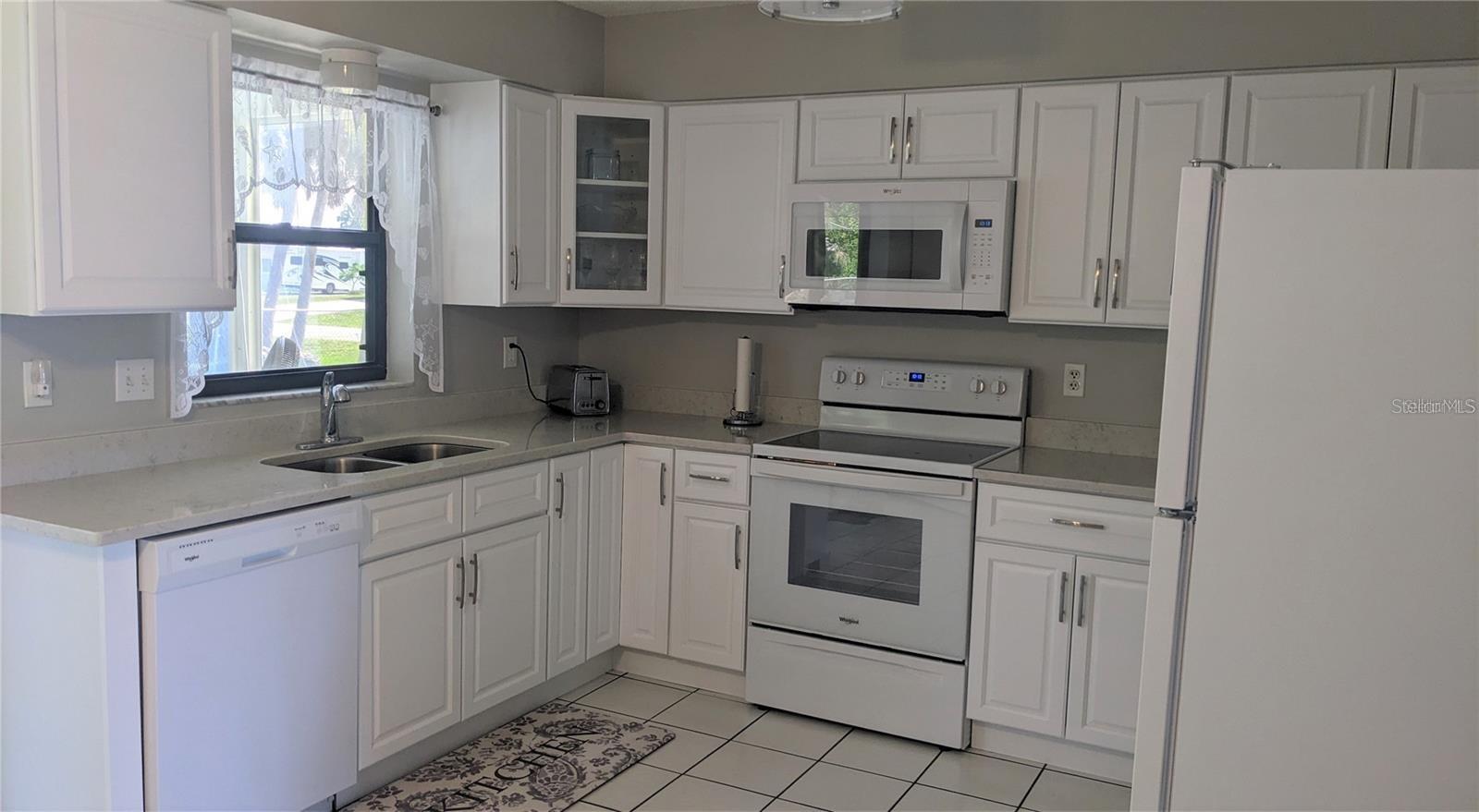 MANASOTA SUB LT 7 BLK J - Residential