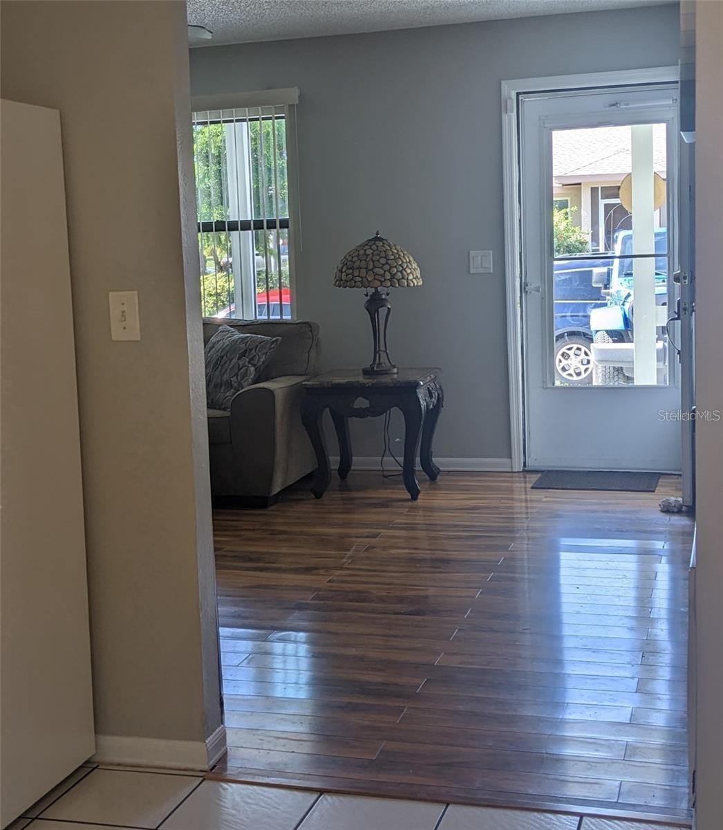 MANASOTA SUB LT 7 BLK J - Residential