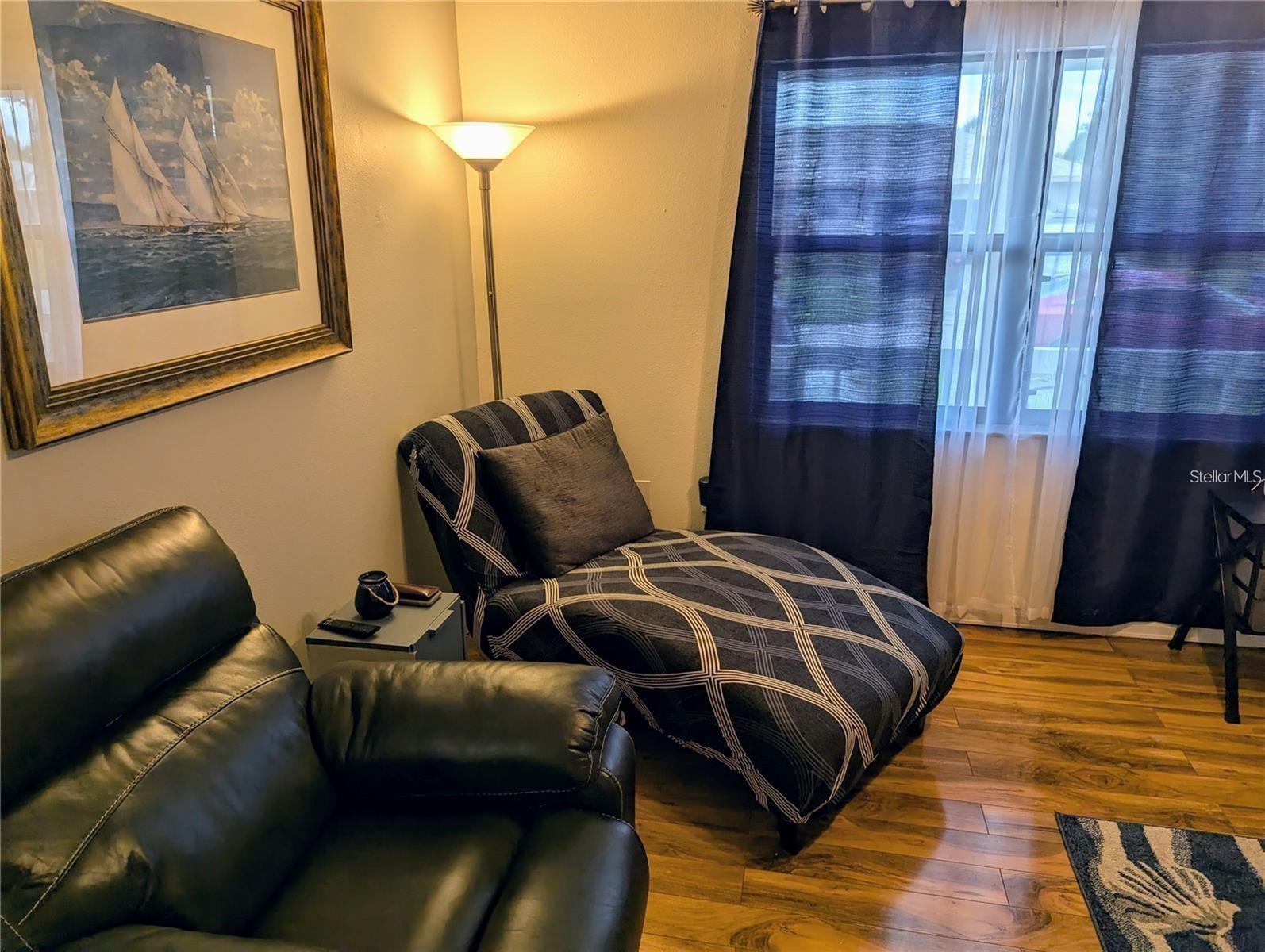 MANASOTA SUB LT 7 BLK J - Residential