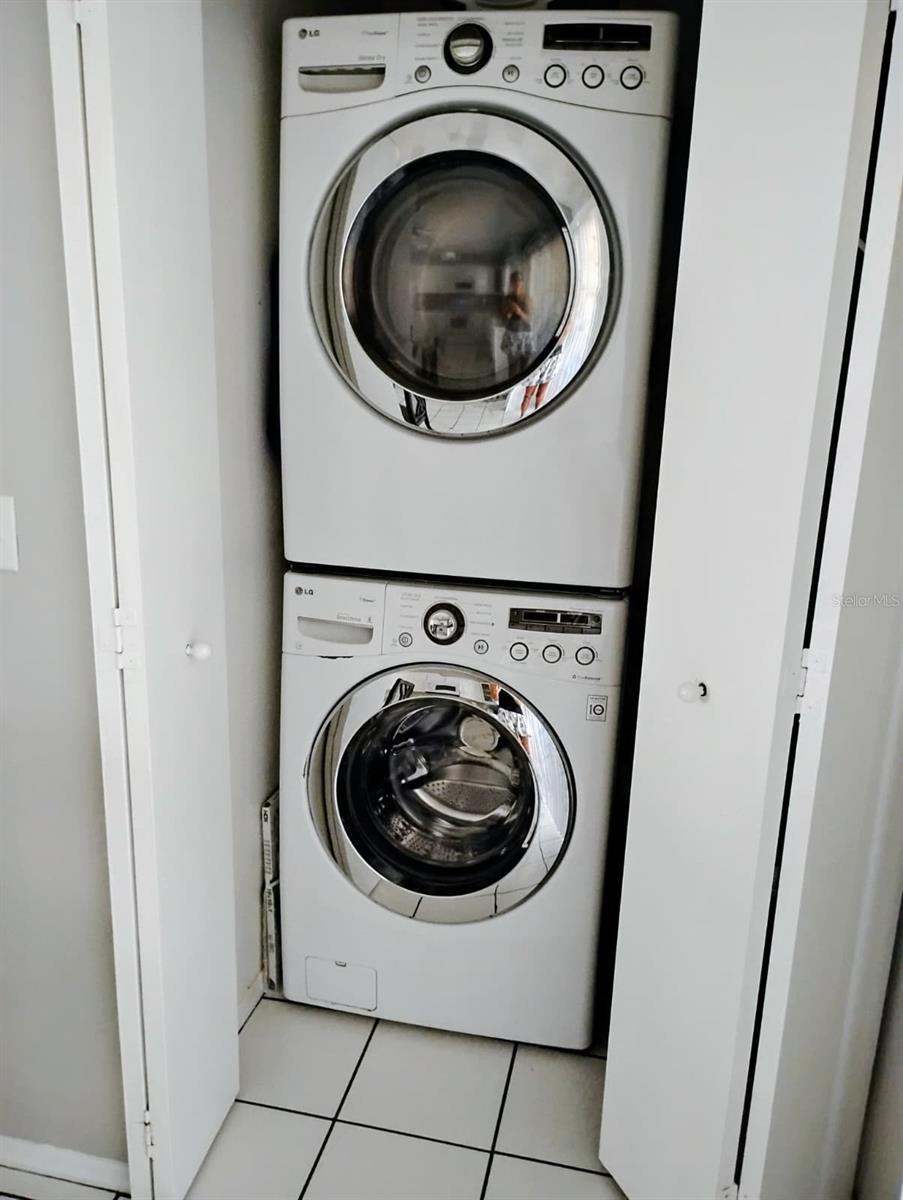 MANASOTA SUB LT 7 BLK J - Residential