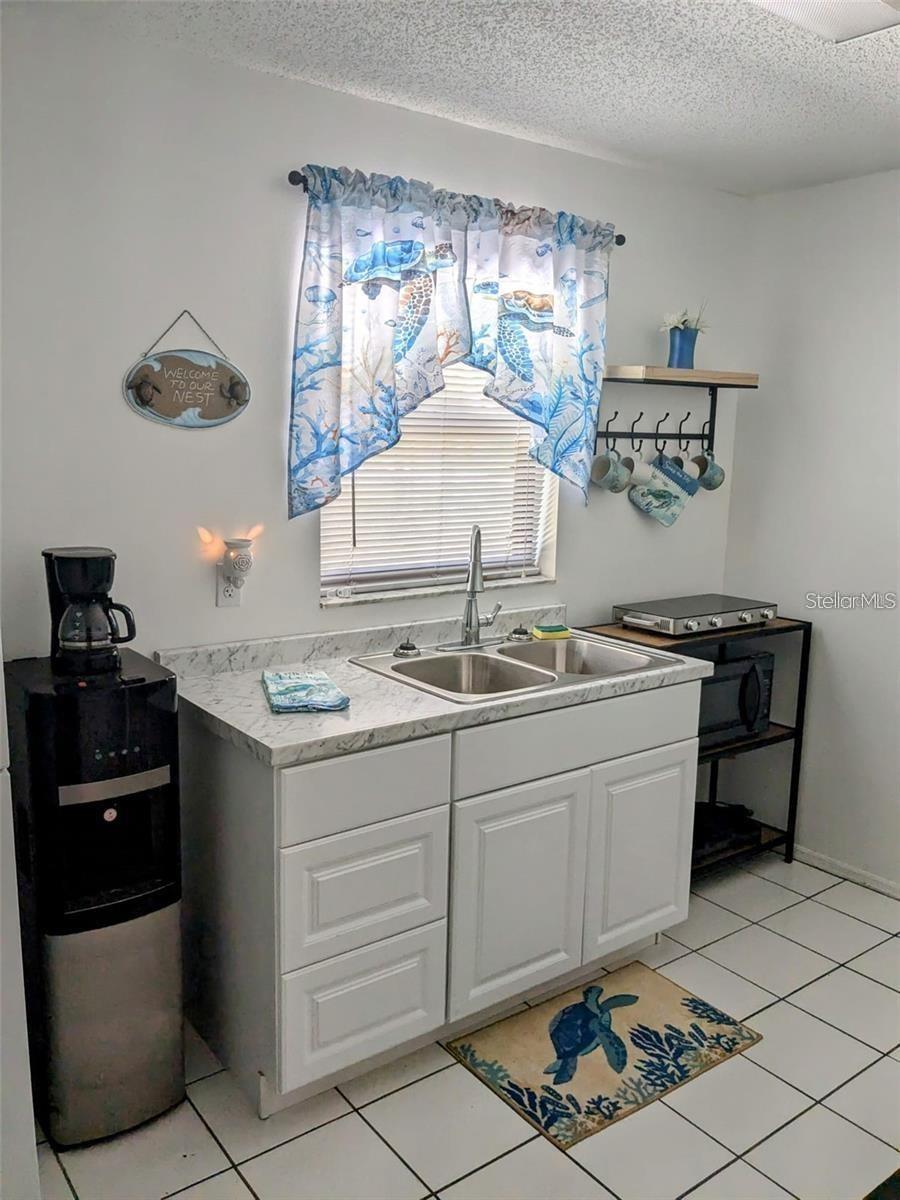 MANASOTA SUB LT 7 BLK J - Residential