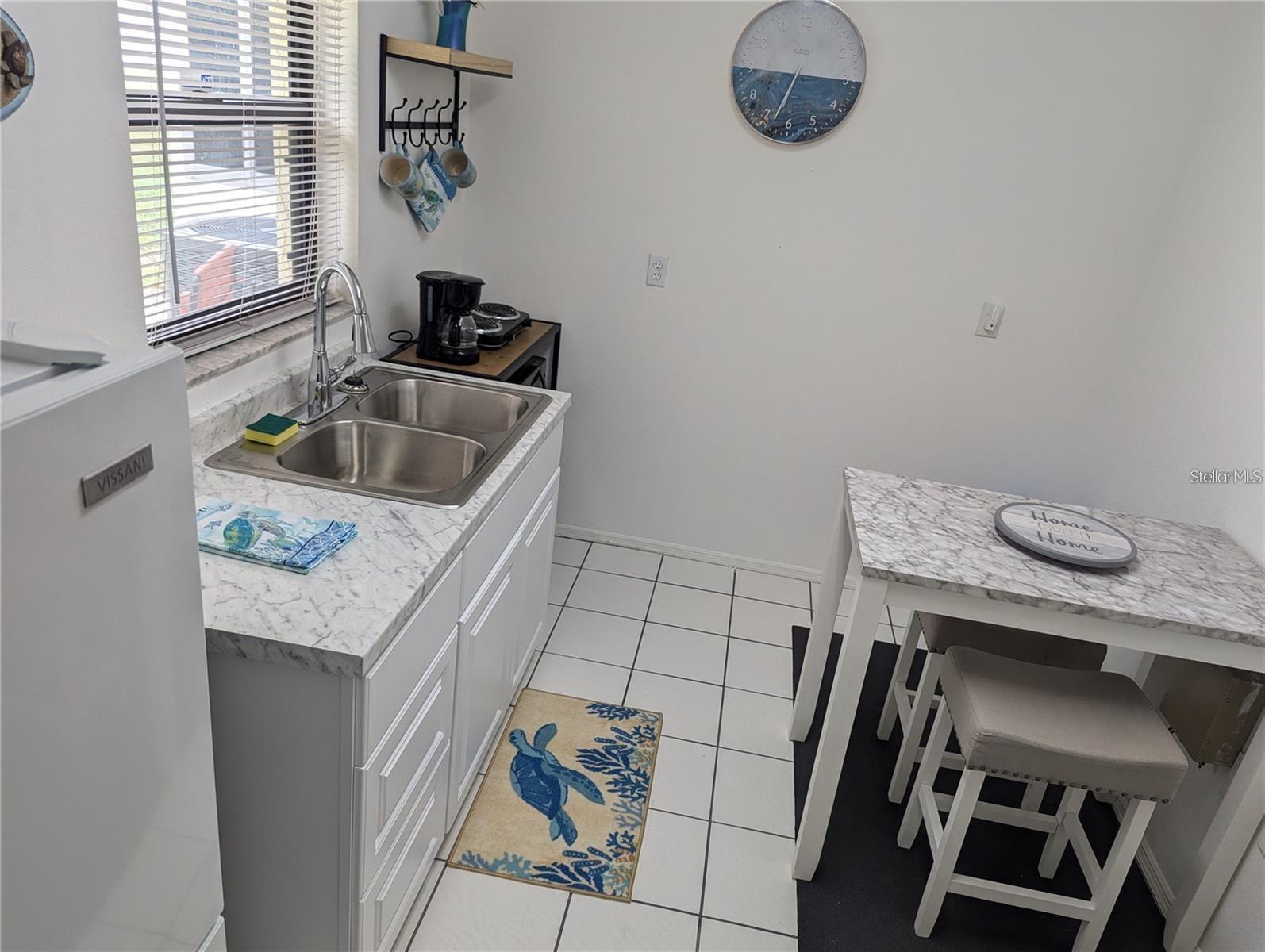 MANASOTA SUB LT 7 BLK J - Residential