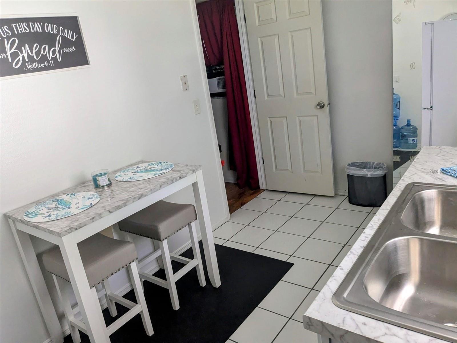 MANASOTA SUB LT 7 BLK J - Residential