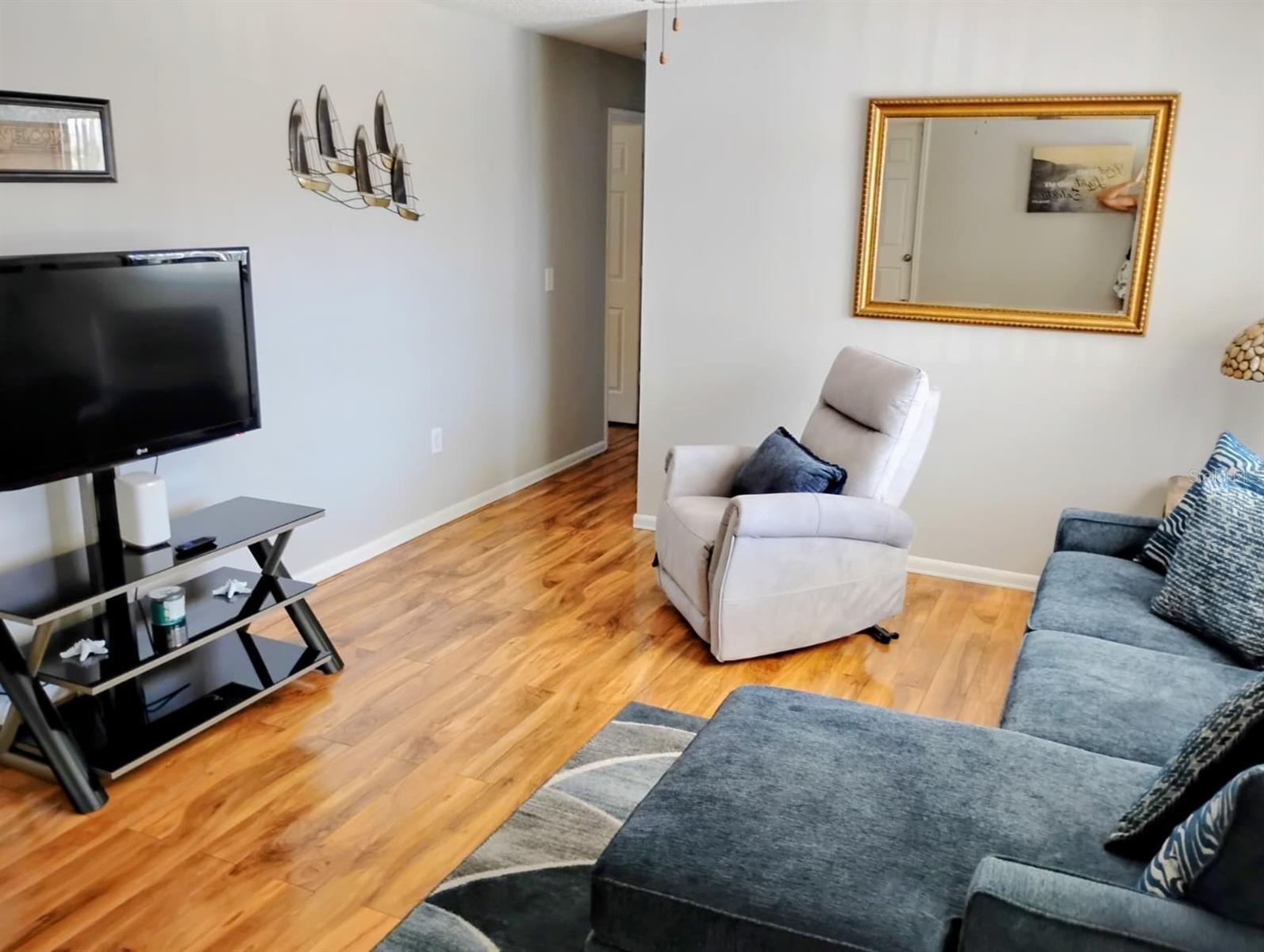 MANASOTA SUB LT 7 BLK J - Residential