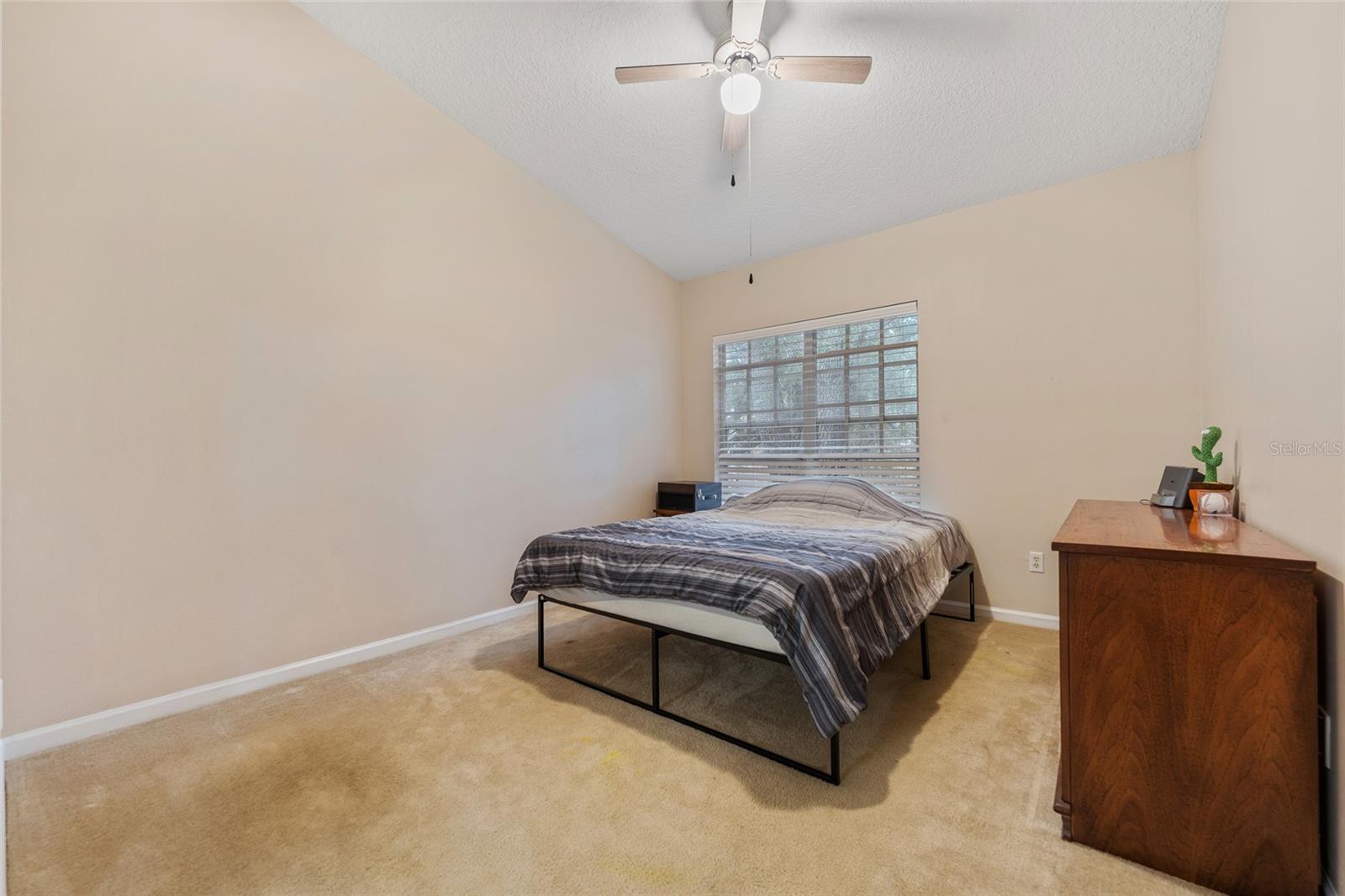 SUNSET LAKE - Residential