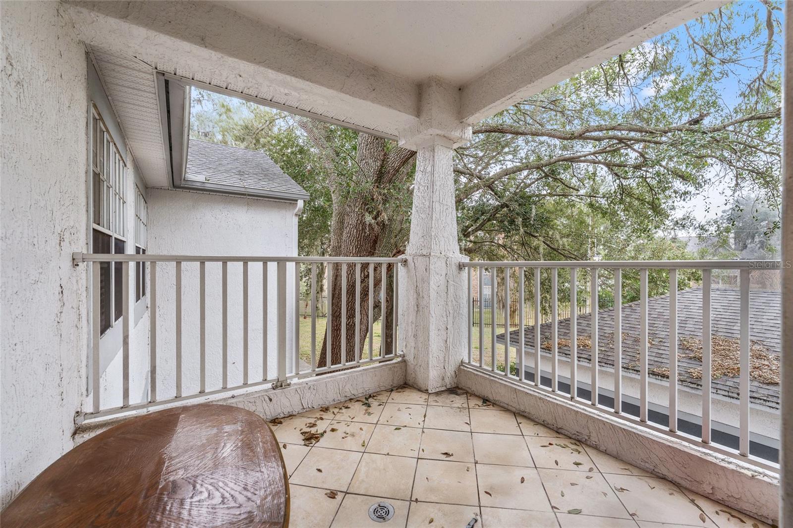 SUNSET LAKE - Residential